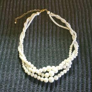Clustered Pearl Necklace